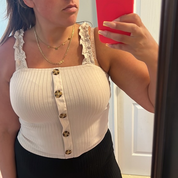 Ribbed tank top with button and ruffle sleeves - Picture 3 of 3